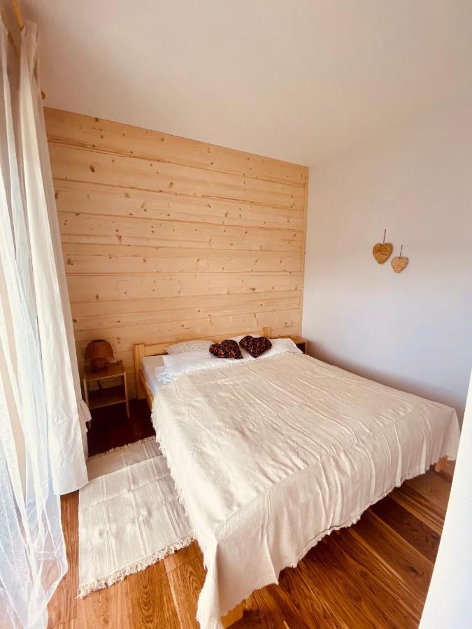 Appartamento Roztoki Four Seasons Witów Esterno foto